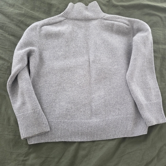 Women's Gray Turtleneck Wool Sweater - Picture 3 of 6